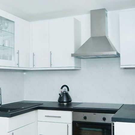 Modern Apartment In Trendy Dalston Londres Exterior foto